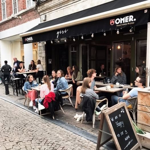 Bon voor brunch en aperobar Giri in Gent